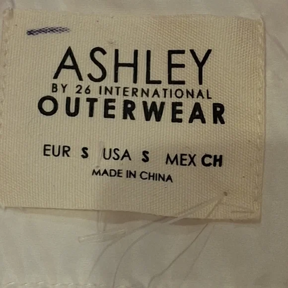 NWT Ashley By 26 International Women's Pink & White Bomber Jacket Size S - Picture 9 of 10